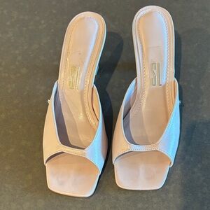 Chic Blush Women's Heels by